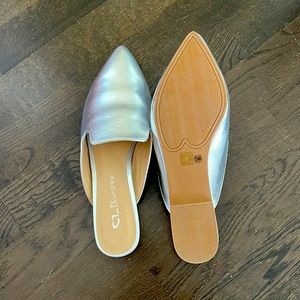 Chinese Laundry ladies shoes.